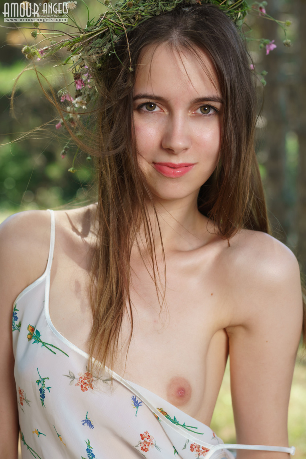 Stunning model outdoors 6