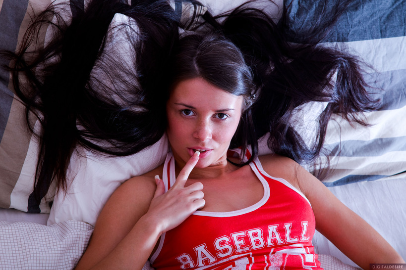 Zoya Is Super Cute With A Nice Body 03