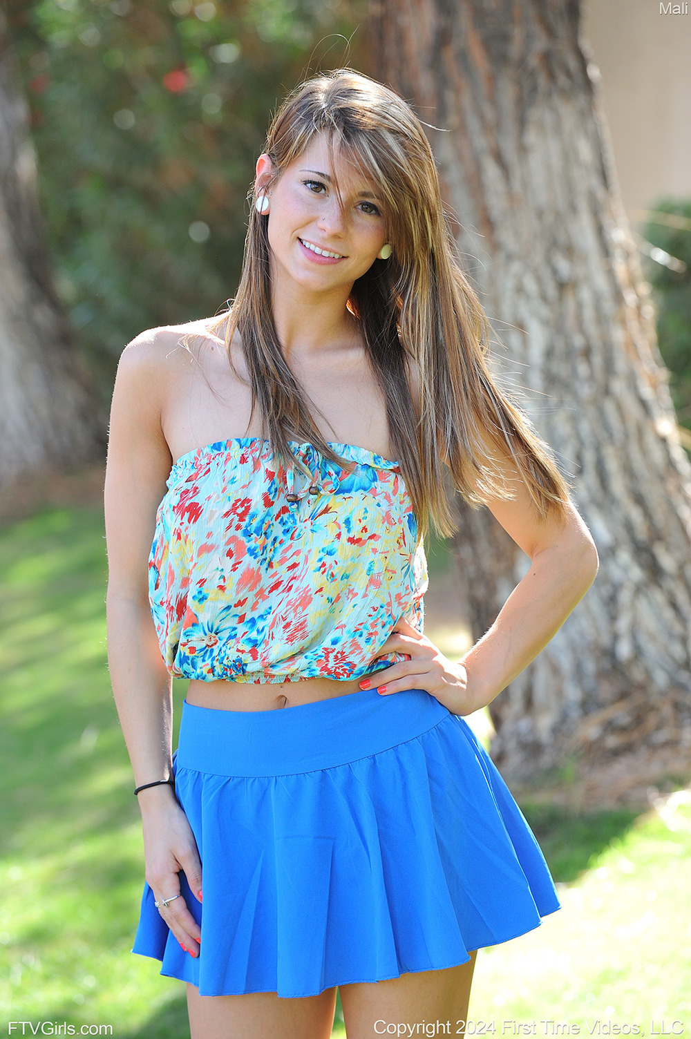 Desirable Booty / Mali / FTV Girls 04