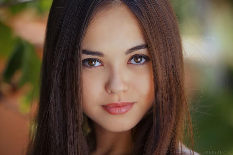 Lovely Met-art Model Strips In The Nature 08