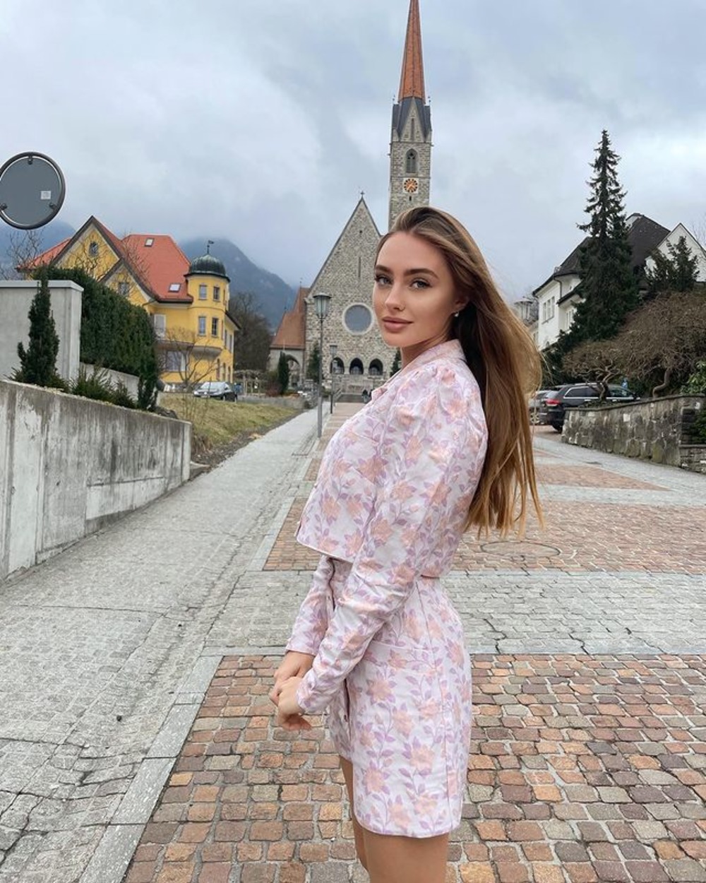 Russian Babe Julia 19