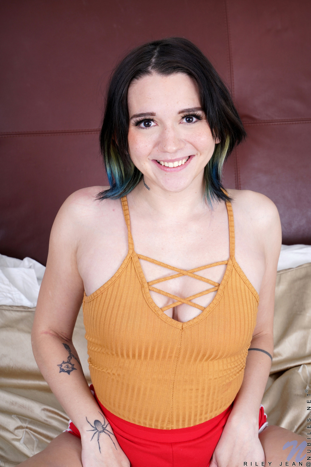 Riley Jean - Heels Over Head 02