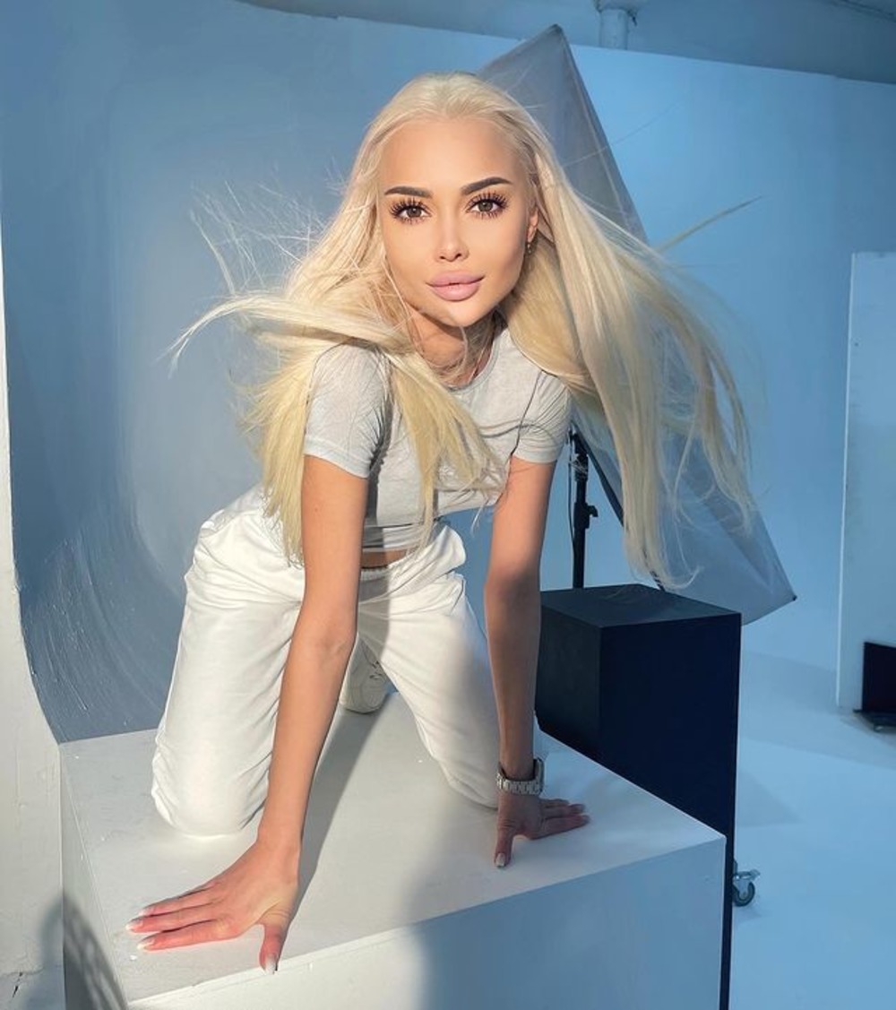 Kristina Zhuravleva 19
