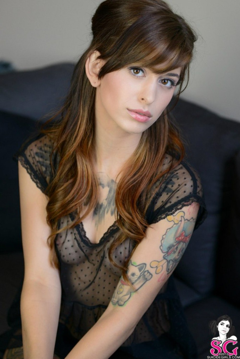 Beauty Tattoed Chick 20