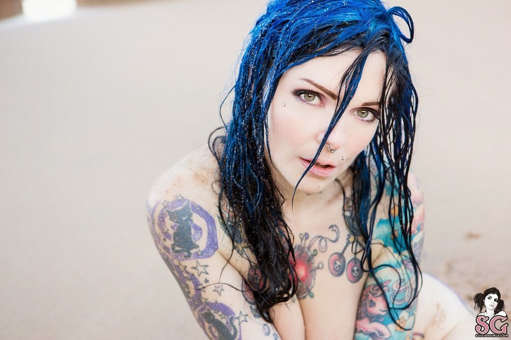 Feel In Blue 22