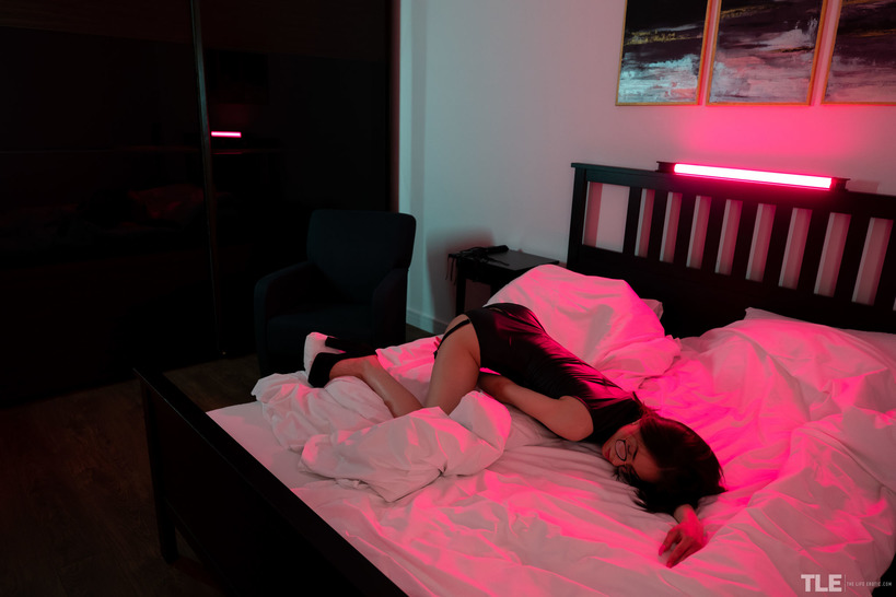 Full Control  | Pollie Star | The Life Erotic 16